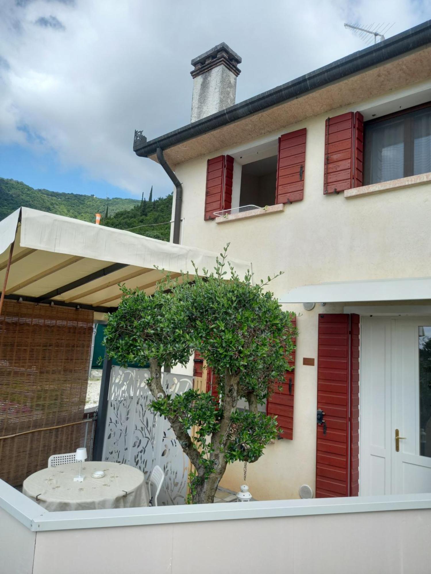 Appartamento Regina Borso del Grappa Esterno foto